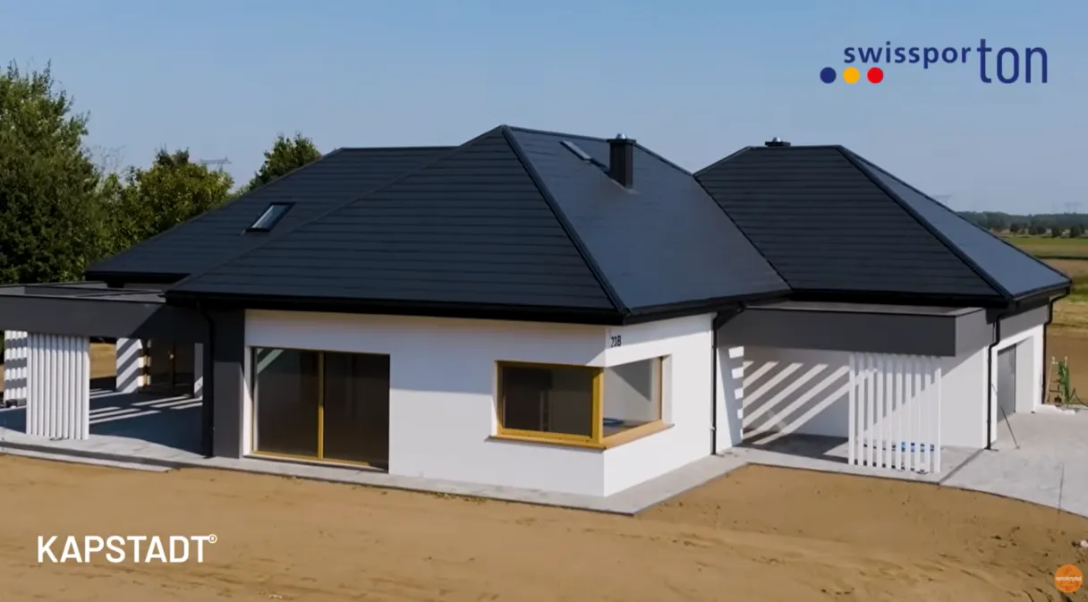 Plochá betónová strešná škridla swissporTON KAPSTADT Planar čierna – realizácia