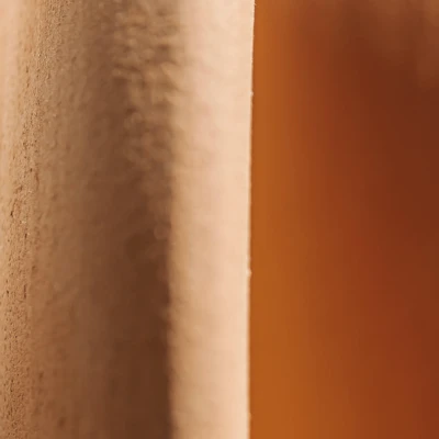 Medenočervená engoba